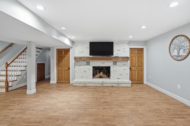 13741 Jennings Lane, Crown Point, IN 46307