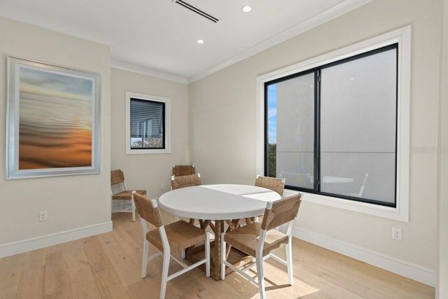 552 S PENINSULA AVENUE, New Smyrna Beach, FL 32169