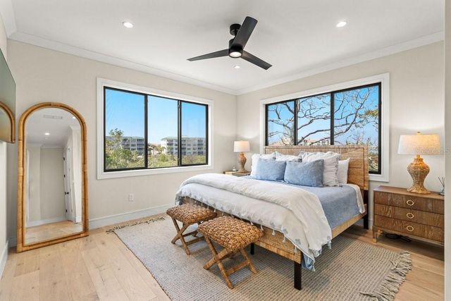 552 S PENINSULA AVENUE, New Smyrna Beach, FL 32169