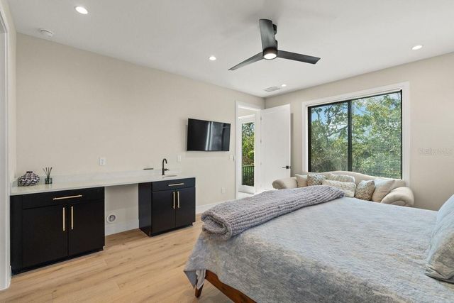 552 S PENINSULA AVENUE, New Smyrna Beach, FL 32169