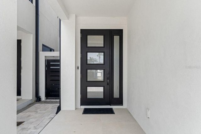 552 S PENINSULA AVENUE, New Smyrna Beach, FL 32169