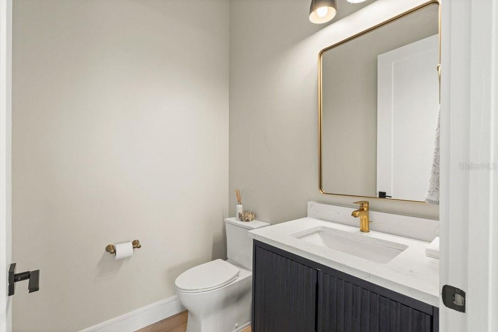 Image 25 of property listing at 552 S PENINSULA AVENUE, New Smyrna Beach, FL 32169