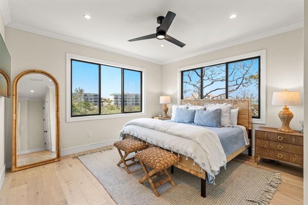 Image 30 of property listing at 552 S PENINSULA AVENUE, New Smyrna Beach, FL 32169