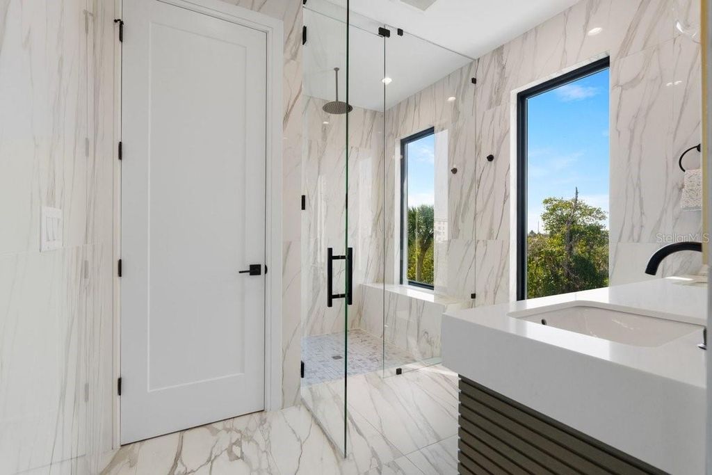 Image 34 of property listing at 552 S PENINSULA AVENUE, New Smyrna Beach, FL 32169