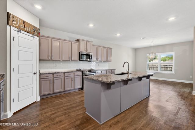15159 Windmill Ridge Parkway, D'iberville, MS 39540