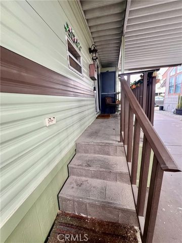 1295 S Cawston 75, Hemet, CA 92545