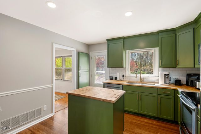 500 Peachwood Place, Raleigh, NC 27609