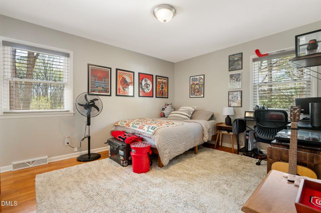 500 Peachwood Place, Raleigh, NC 27609