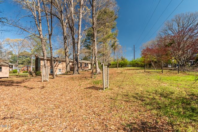 500 Peachwood Place, Raleigh, NC 27609