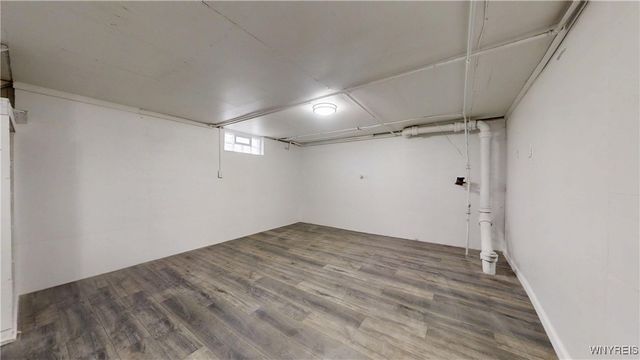 88 Marbeth Court, Buffalo, NY 14220