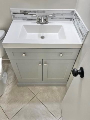 1605 S Us Hwy 1 A106, Jupiter, FL 33477