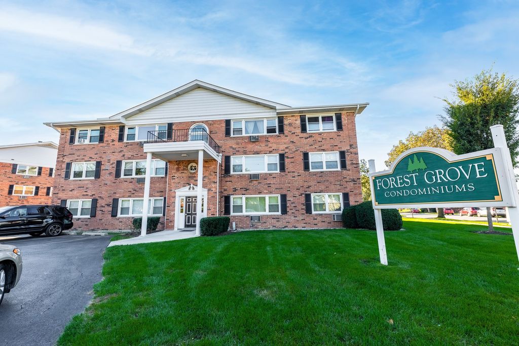 8812 45th Place 3, Brookfield, IL 60513