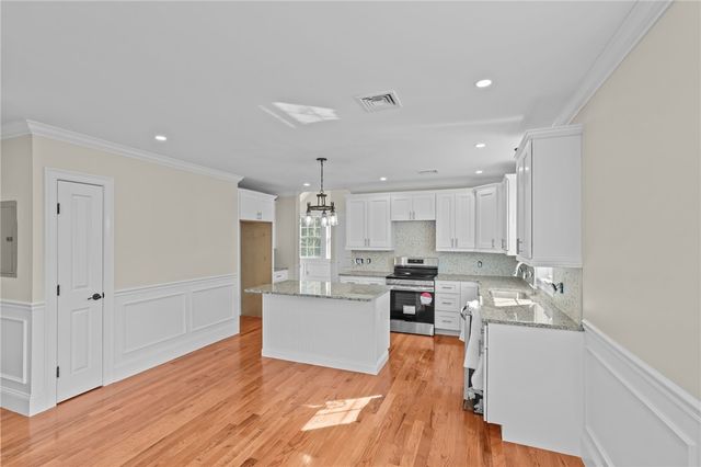 117 Sharon Street 1, Providence, RI 02908