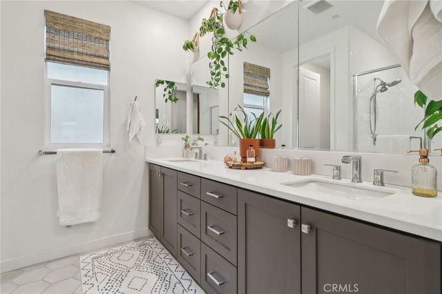 27230 Red Willow Court, Valencia, CA 91381