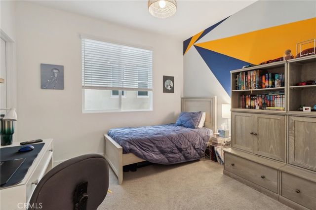 27230 Red Willow Court, Valencia, CA 91381