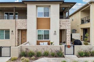 27230 Red Willow Court, Valencia, CA 91381