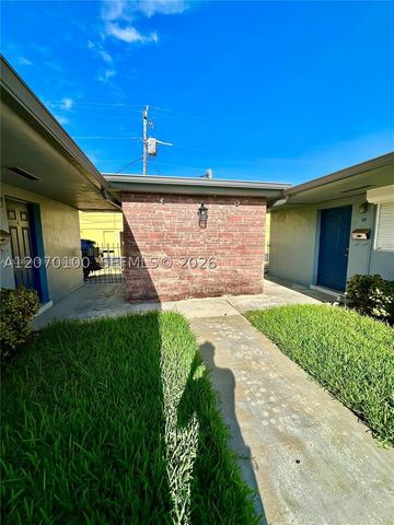 1821 N 17th Ct 24, Hollywood, FL 33020