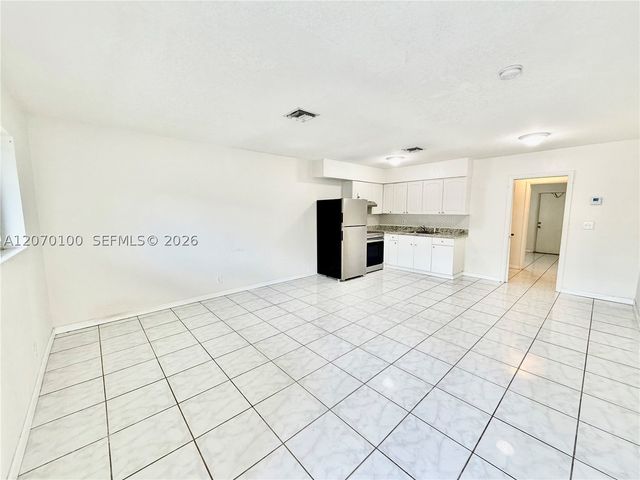 1821 N 17th Ct 24, Hollywood, FL 33020