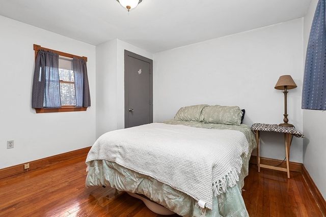 11 Sharon Ave, Norfolk, MA 02056