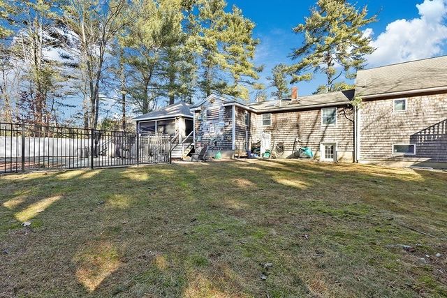 11 Sharon Ave, Norfolk, MA 02056