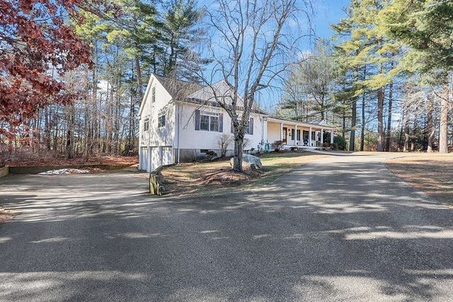 11 Sharon Ave, Norfolk, MA 02056