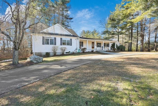 11 Sharon Ave, Norfolk, MA 02056