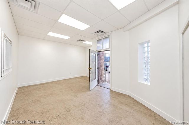 13940 Gratiot Avenue, Detroit, MI 48205