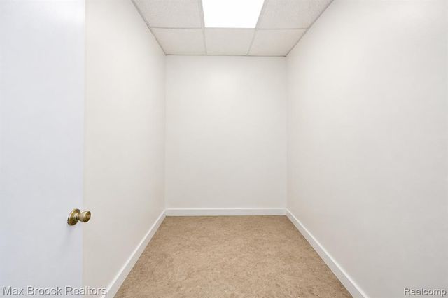 13940 Gratiot Avenue, Detroit, MI 48205