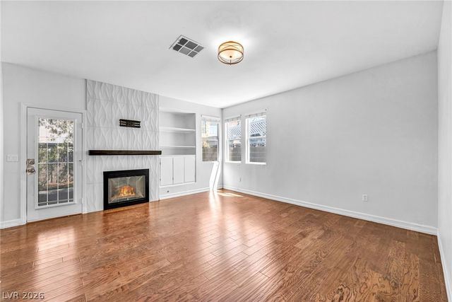 1004 Washington Oaks Street, Las Vegas, NV 89128