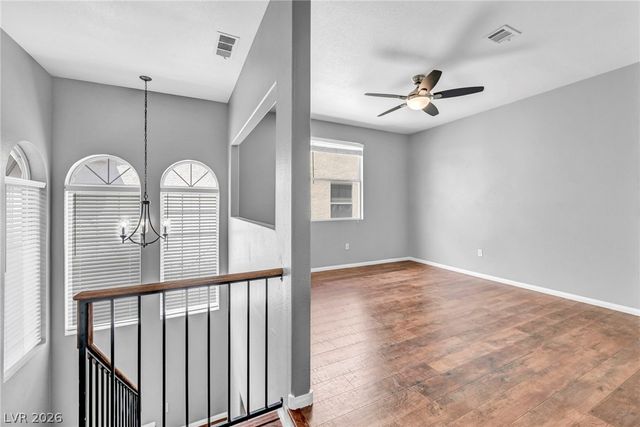 1004 Washington Oaks Street, Las Vegas, NV 89128