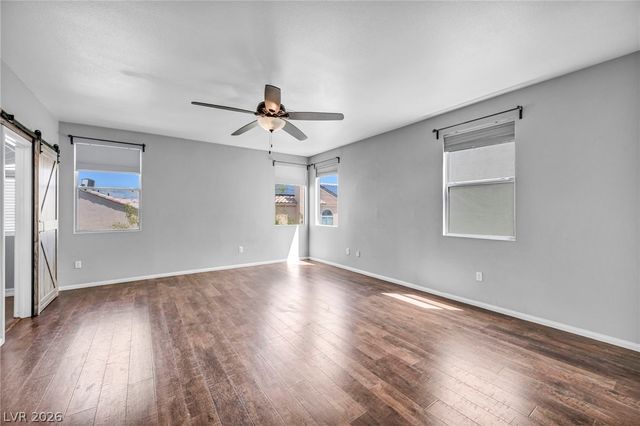 1004 Washington Oaks Street, Las Vegas, NV 89128