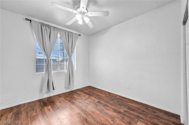 1004 Washington Oaks Street, Las Vegas, NV 89128