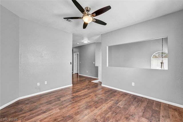 1004 Washington Oaks Street, Las Vegas, NV 89128