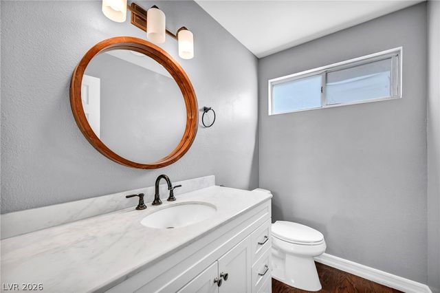 1004 Washington Oaks Street, Las Vegas, NV 89128