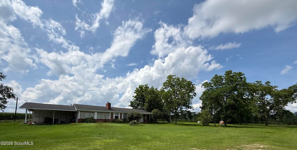 634 Lake Chapel Church Road, Odum, GA 31555