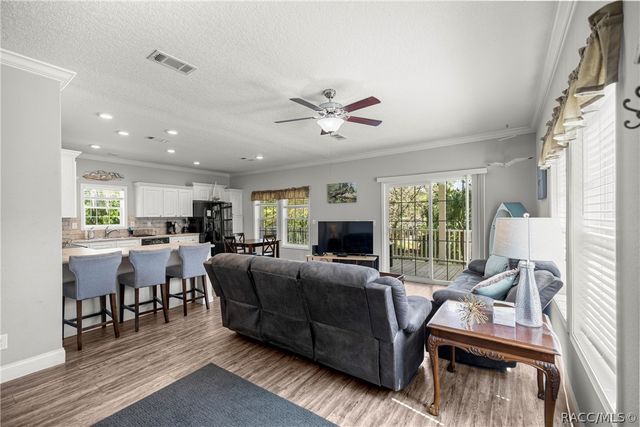3725 N Suwanee Point, Crystal River, FL 34428