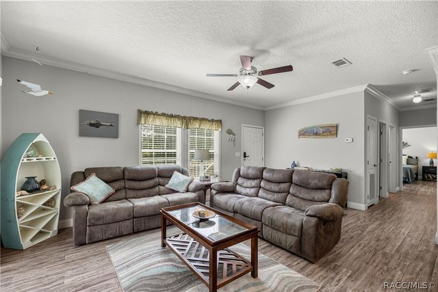 3725 N Suwanee Point, Crystal River, FL 34428
