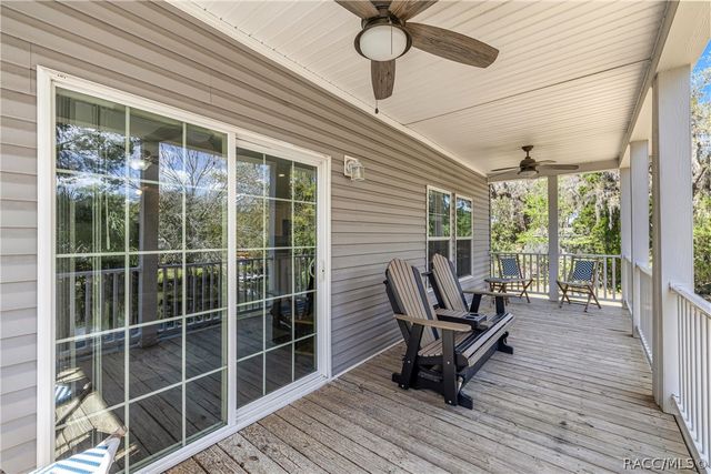 3725 N Suwanee Point, Crystal River, FL 34428