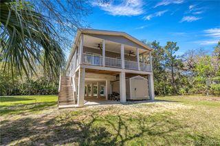 3725 N Suwanee Point, Crystal River, FL 34428