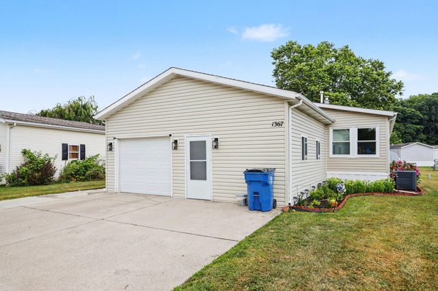 1367 John Ross Drive, Kalamazoo, MI 49009