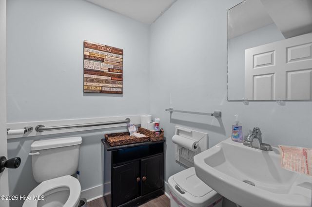 502 Hodges Street, Oriental, NC 28571