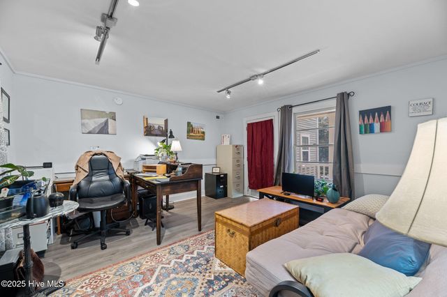 502 Hodges Street, Oriental, NC 28571