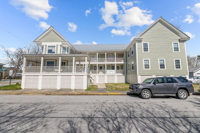 502 Hodges Street, Oriental, NC 28571