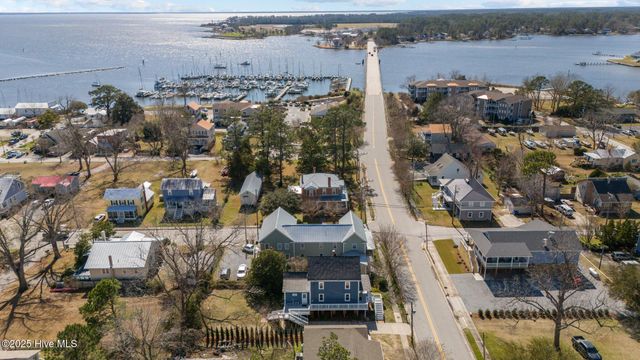 502 Hodges Street, Oriental, NC 28571