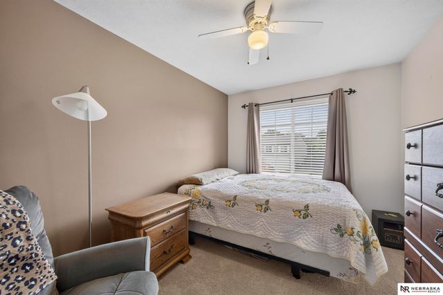 7510 N 76th Avenue, Omaha, NE 68122
