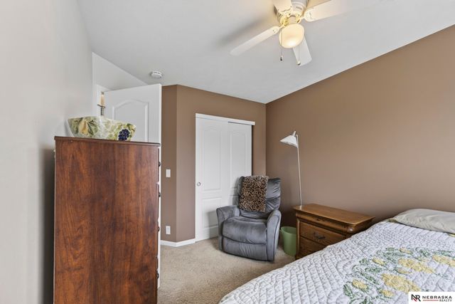 7510 N 76th Avenue, Omaha, NE 68122
