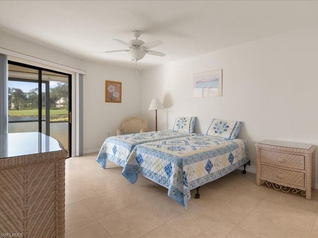 460 Fox Haven DR # 1107, Naples, FL 34104