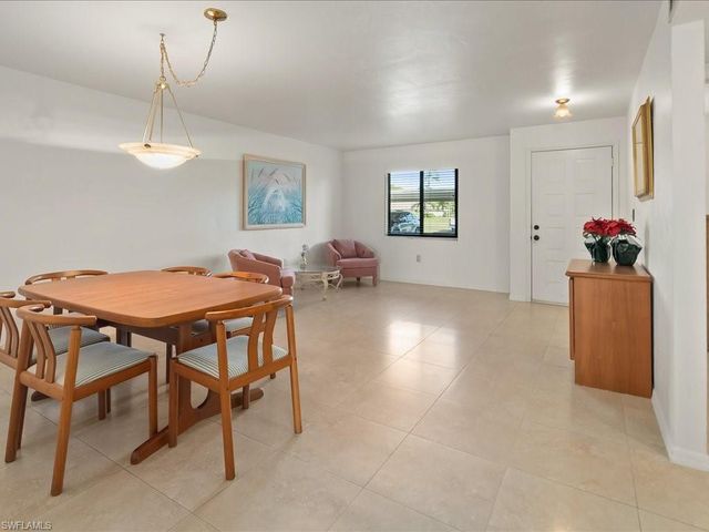 460 Fox Haven DR # 1107, Naples, FL 34104