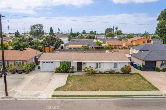 6392 Cayuga, Westminster, CA 92683