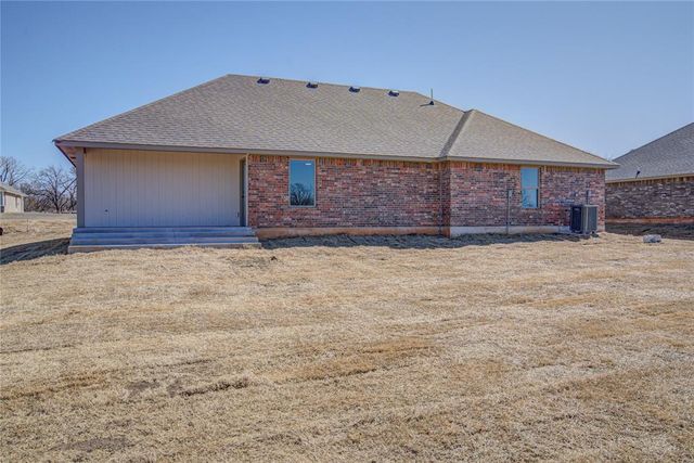 138 Trimble Drive, Shawnee, OK 74804